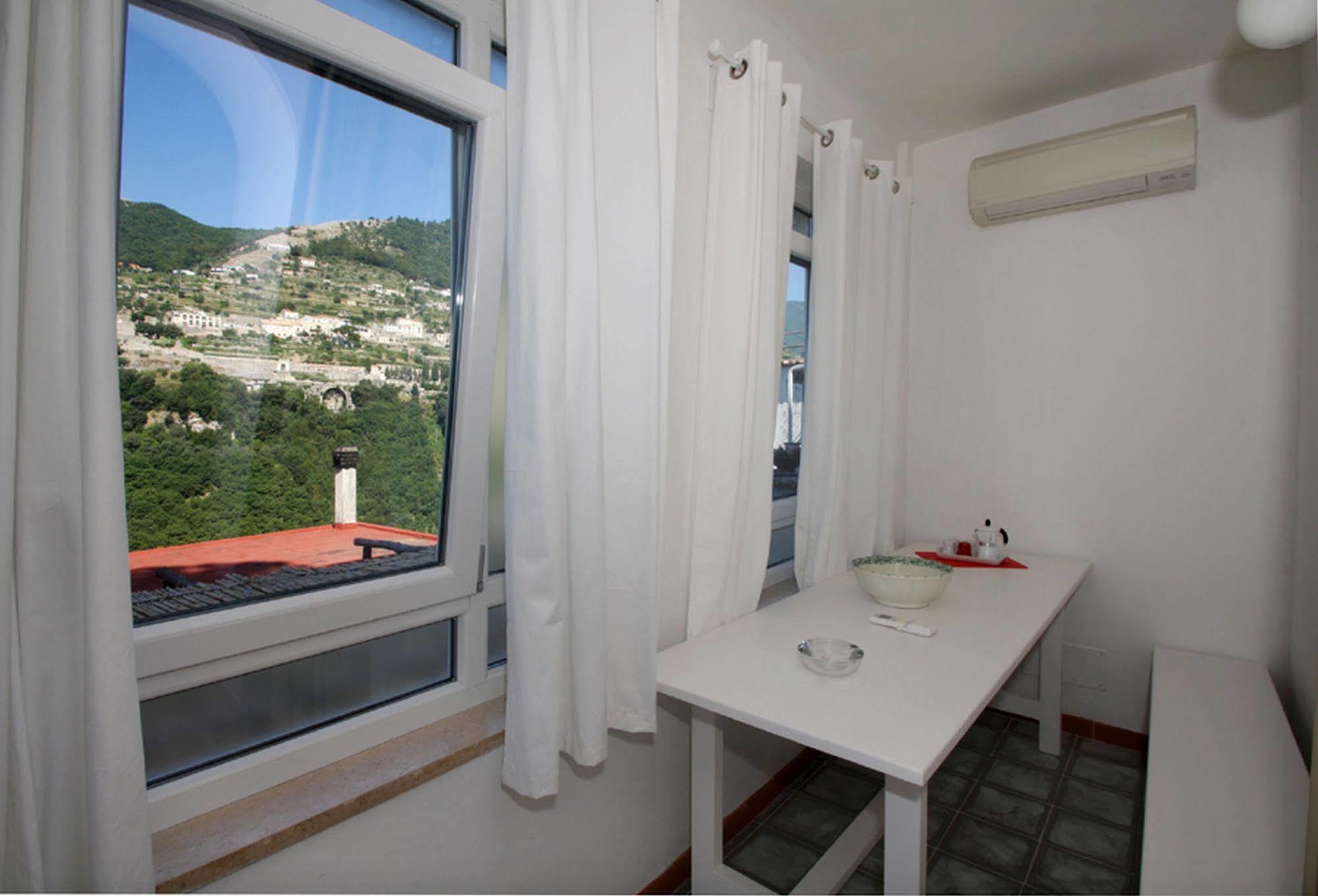 La Casa Di Carla Apartment Равело Екстериор снимка