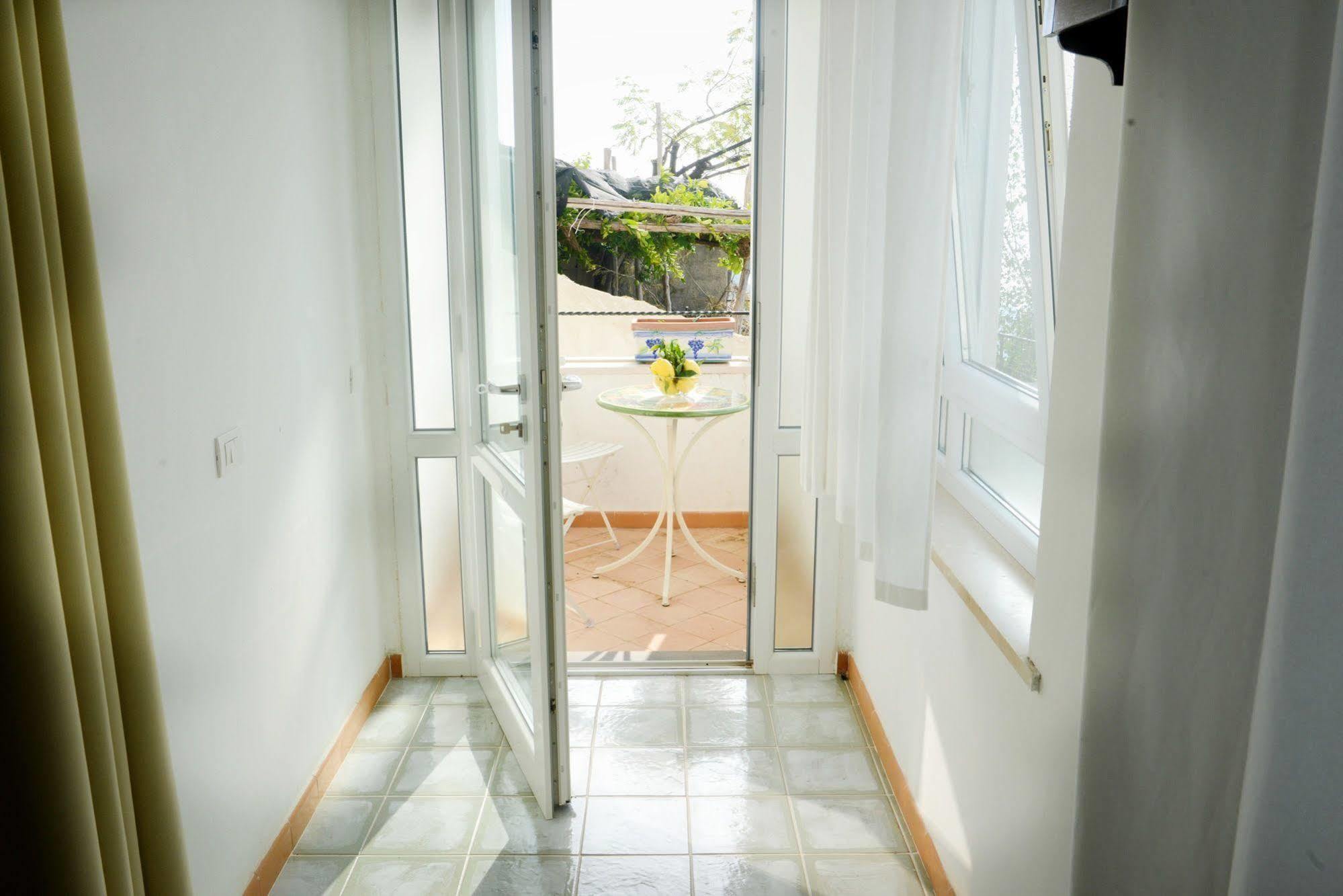 La Casa Di Carla Apartment Равело Екстериор снимка